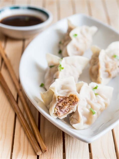 Il raviolo è una pasta , anzi un. Ravioli cinesi di maiale al vapore | Mastercheffa nel 2020 ...