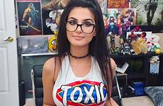 sssniperwolf sexy youtubers toxic fuck face perfect want imgur comments thicc published september jerkofftocelebs