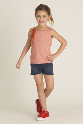 Nowadays kids wear clothes that are influenced by the trend in adults wear. Cute Kids Fashion Blog