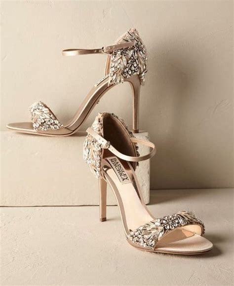 Quanto al colore, oltre alle classiche tonalità come il bianco, il rosa cipria o l'argento, per un look più originale. Scarpe Da Sposa Tacco Altissimo - Per donna scarpe da ...