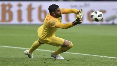 استماع ، تحميل ، تفسير ، اذاعه القرآن الكريم بصوت القارئ الشيخ عبدالله المطرود. حارس الهلال السعودي: ننتظر محبي الزعيم في الإمارات لدعمنا