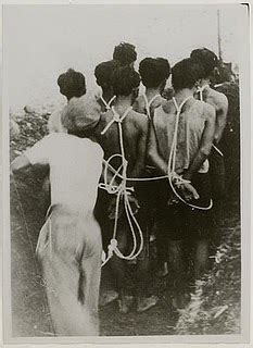 Blog World: Foto2 Eksekusi Tersangka Anggota PKI 1948 di ...