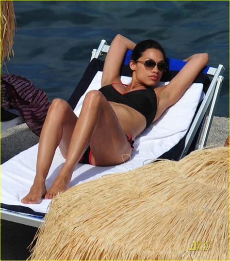 Rosario dawson is one of the hottest women in hollywood, and she is a talented actress, singer rosario dawson dated comedian eric andre, and he supported her during surgery for a ruptured. Rosario Dawson & DJ French Have Fun in the Sun: Photo ...