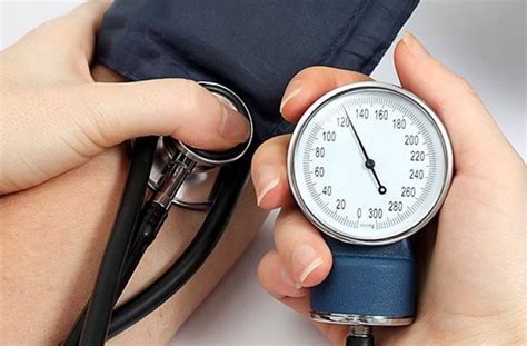 Tekanan darah di bawah 90/60 mm hg. Lima Cara Alami Turunkan Tekanan Darah - HiMedik.com