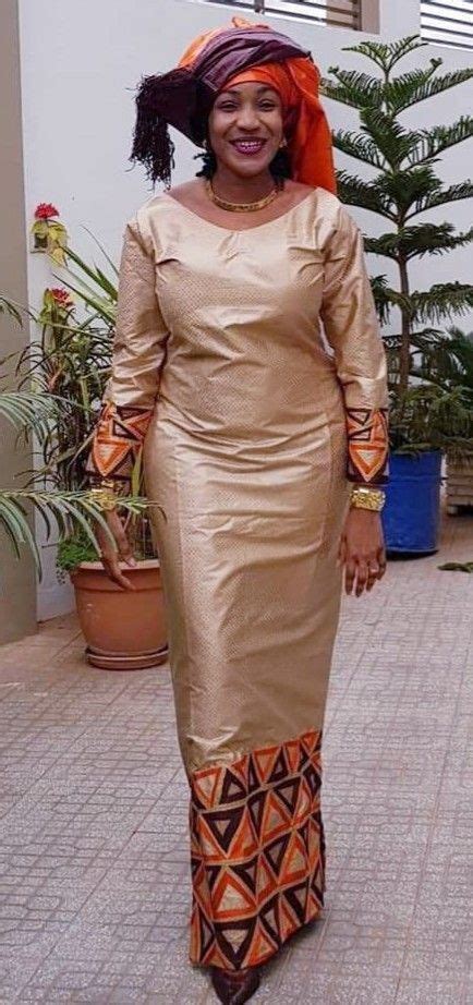 Voir plus d'idées sur le thème model bazin femme, mode africaine, robe africaine. Épinglé par Ramata sur Bazin | Mode africaine, Mode ...