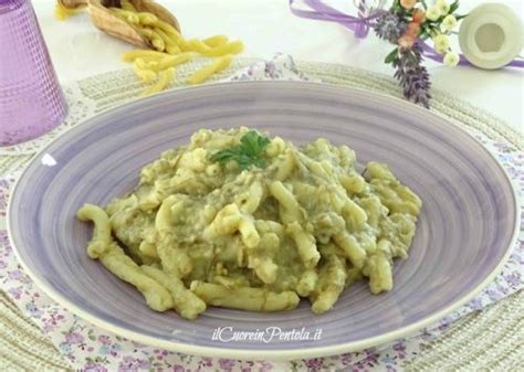 Sciacquare le fave e metterle in. Pasta con fave secche - Ricetta pasta con fave secche