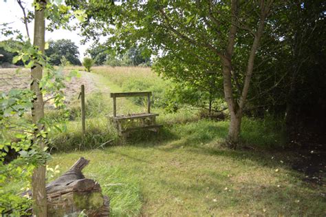 We have spent countless hours searching for and listing the best beach cottages located close to some of the uk's best seaside towns, many of which you won't find on larger holiday rental websites. Naturist Holidays - British Naturism