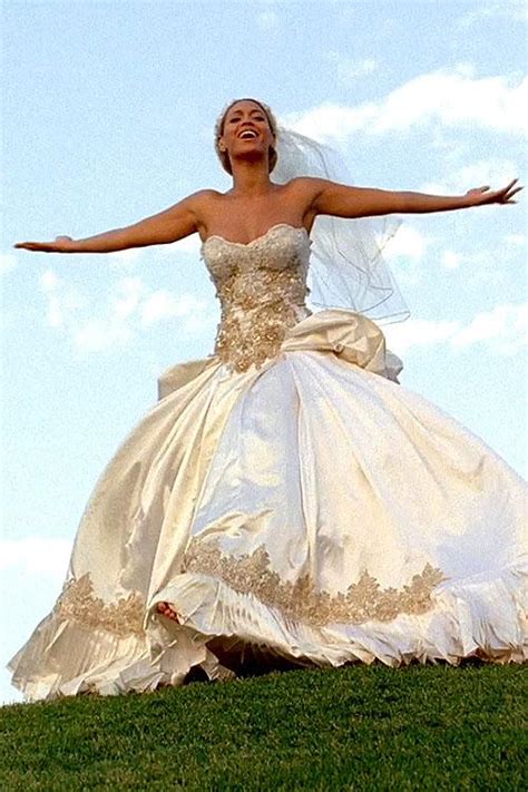 Weitere ideen zu mittelalterhochzeit, hochzeitskleid, kleider. Beyoncé Hochzeitskleid? (Internet, Kleidung, kaufen)