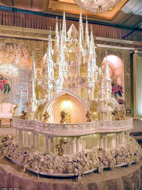 Oheka castle doesn't offer packages because there are many variables that may change the pricing. Are these the most elaborate wedding cakes of all time ...