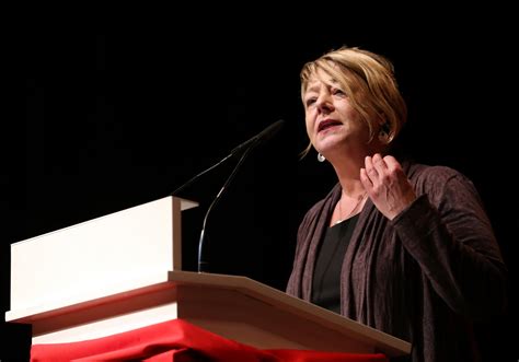 Die bundestagsabgeordnete ingrid remmers ist tot. LINKEN-Abgeordnete Remmers zu den Folgen von SchwAmpel und AfD