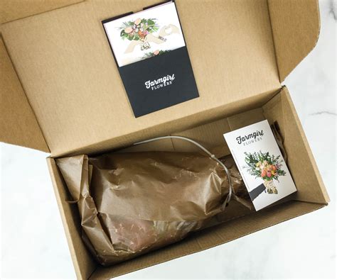 Farmgirl Flowers February 2019 Subscription Box Review ...