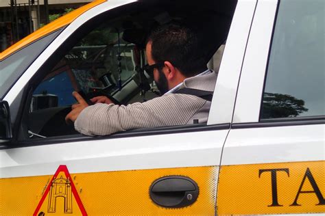 Reparto de puntos en un partido soporífero en el que paraguay trabajó mejor, sobre todo defensivamente, ante una uruguay que sólo mostró cierta luz en. LebensArt Uruguay: Menschen in Montevideo Fotos