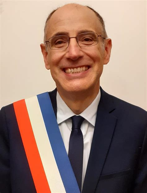 A descendant of the prestigious gunnhildr clan , jean is the acting grand master of the knights of favonius. Municipales 2020. Jean-Dimitri Photopoulos est le nouveau ...