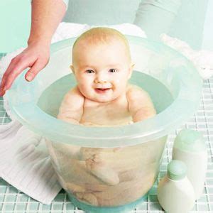 Tummy tub baby bath : Why is a Tummy Tub Considered the Best Baby Bath?