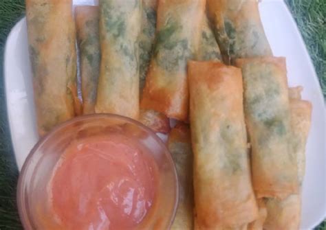 Keju rolls is on facebook. Resep Spinach creamy cheese roll / roll bayam krim keju ...