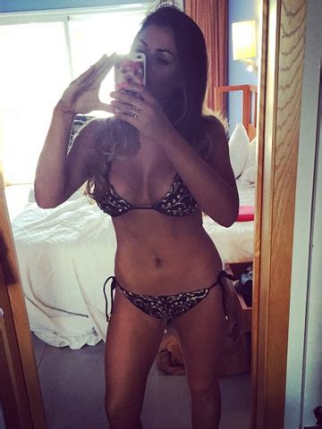 See if you can get your colleagues to ease up. Wow! TOWIE's Jessica Wright posts sexy revenge body selfie ...