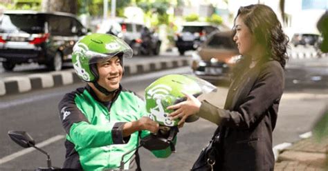 Jun 10, 2021 · hasil komunikasi kami adalah melaporkan kepada dirjen hubdat bahwa di lapangan tidak ada driver ojol yang mogok, malah kemarin viral sekali atas membanjirnya driver ojol di lapangan dengan adanya order promo event bts meal di mcd, ujarnya, kamis (10/6/2021). Cara Daftar Gojek Lewat SMS, Lebih Praktis dan Tidak Ribet ...