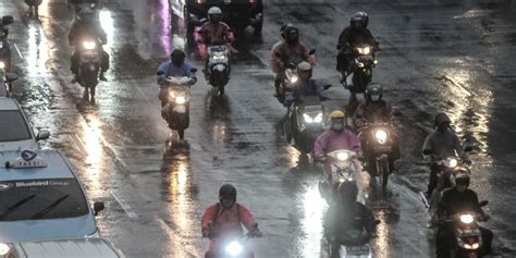 Cuaca di langit jakarta berawan pagi hari selasa 20 april 2021. BMKG Perkirakan Hujan Guyur Beberapa Wilayah di Jakarta Hari Ini - IJN News