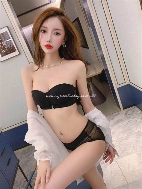 ⌕ learn more on tiendeo! Victoria Local Girl Mid Valley ID-ASL29177 - KL Bunnies