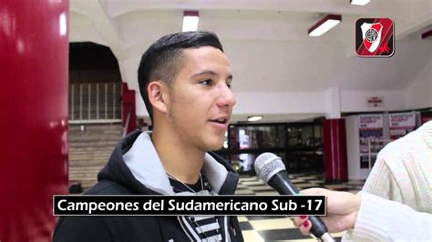 Sebastian driussi es un futbolista argentino de 24 años que actualmente se desempeña como delantero en zenit de rusia. Driussi, Mammana y Batalla: campeones del Sudamericano Sub 17 - YouTube