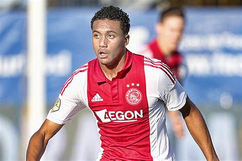 Jairo may also refer to: Jaïro Riedewald heeft knieklachten en laat Oranje schieten ...