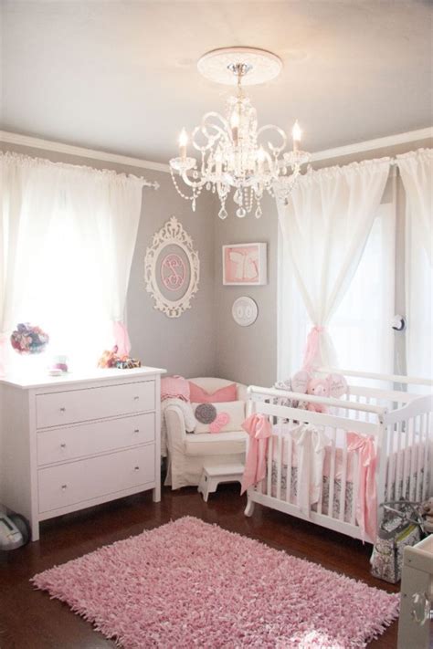 Kinderzimmer fur madchen raumgestaltung ideen fur eine prinzessin. Babyzimmer In Grau Und Rosa Gestalten Entzückende Ideen von Babyzimmer Mädchen Einrichten Bild ...