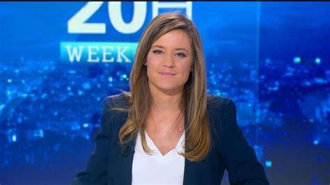 | la grille 24h sur 24 des programmes de bfm tv propose des éditions chaque quart d'heure, des reportages, entretiens et magazines traitant. PODCAST. Confinée en semaine, à l'antenne de BFM TV le week-end, Céline Pitelet vit la crise en ...