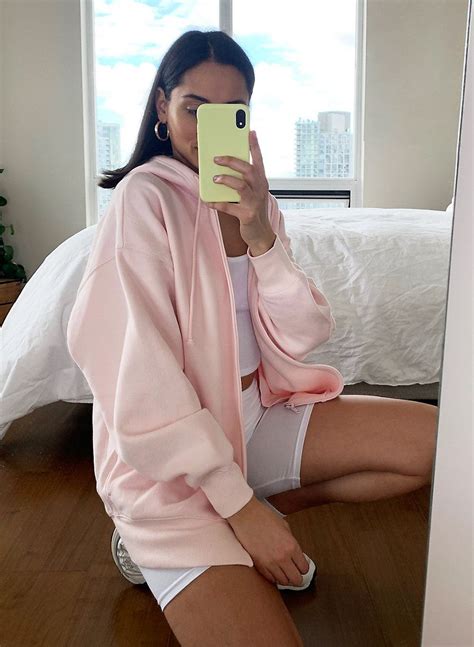 Ensure you're comfortably ahead of the fashion pack with our fresh range of hoodies here at missguided. COZYAF BOYFRIEND ZIP-UP HOODIE in 2020 | Zip hoodie outfit ...