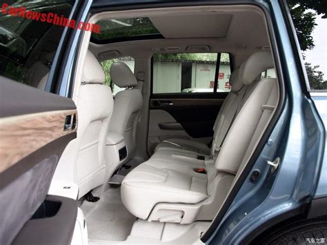 First look, interior & exterior. Guangzhou Auto Trumpchi GS8 Hits The Chinese Car Market ...