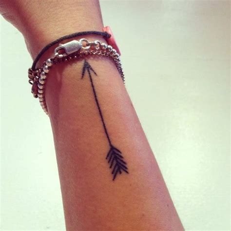 Arrow tattoo is one of the most popular designs in tattoo art. Flecha - Tatuajes para Mujeres