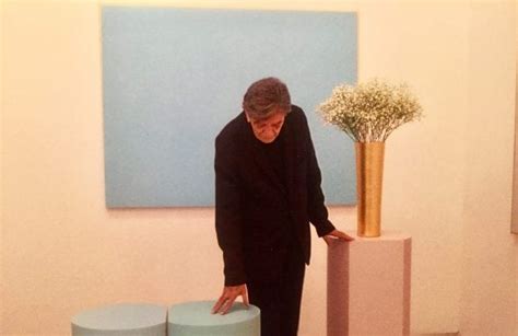 Ettore spalletti was a seminal figure in italian minimalism and the arte povera movement, exploring geometry, precision, and the spiritual power of simple materials in his practice. Ettore Spalletti, artista trasparente. "Intervista" dalla ...