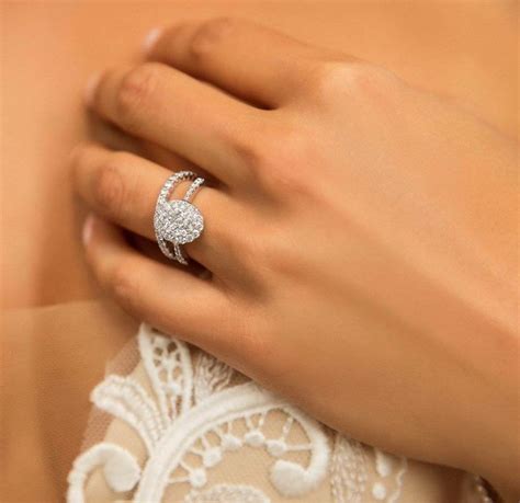 Blue nile is the world's leading diamond jeweler online for engagement and wedding rings. Wedding Band and Engagement Ring Perfect Combination ...