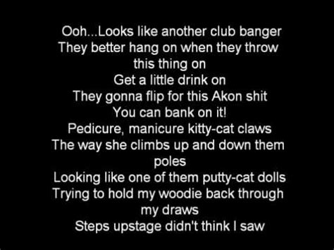 Akon ft Eminem - Smack that lyrics HQ mp3 letöltés