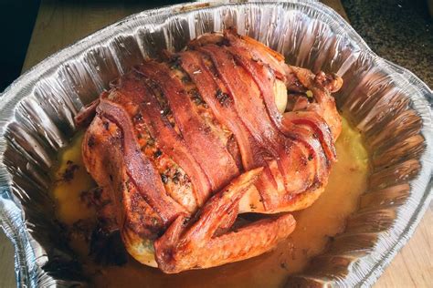 We have lots of tasty gordon ramsay christmas recipes like his roast turkey with lemon, parsley and garlic, beef wellington and these delicious mint. Gordon Ramsay's Turkey with Gravy - Wasabi Lips