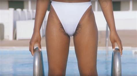 A dreaded necessity that no guy looks forward to. Billie's Razor Advert Shows Women's Actual Pubic Hair ...