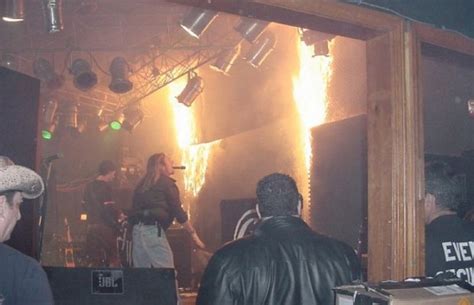 The colectiv club in bucharest burned down on october 30, 2015, during a concert by local rock band goodbye to gravity. INSEMEX Petroşani a finalizat raportul de expertiză ...