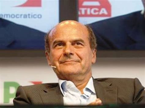 Così pierluigi bersani invitato alla puntata di agorà, su rai 3, ieri sera 24 gennaio 2017, intervistato da gerardo greco, rispondendo alla domanda :'cos'è che non abbiamo capito?' Liberi e Uguali: domani tour elettorale di Bersani a Massa ...