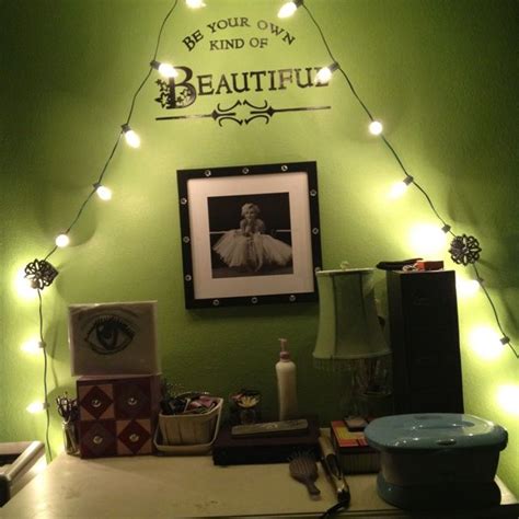 See more ideas about marilyn monroe bedroom, marilyn monroe room, marilyn monroe bathroom. Marilyn monroe room Idea. (: LIGHTS | Jayde | Pinterest ...