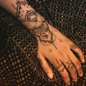 Mehndi tattoo designs for girls. Henna Tattoo Artists for Hire in Atlanta, GA | GigSalad