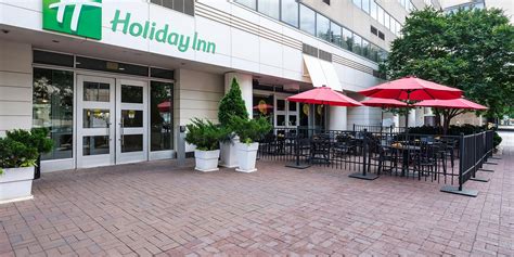 It is home to some of the world's best institutions for learning and. DC Hotels near Smithsonian & National Mall | Holiday Inn ...