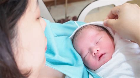 Check spelling or type a new query. Giving birth changes a mother's brain. Here's how it ...