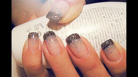 Infobae propone un método sencillo y casero para agilizar el proceso y lograr el look perfecto. Diseño de uñas decoradas con brillo sencillas y elegantes ...