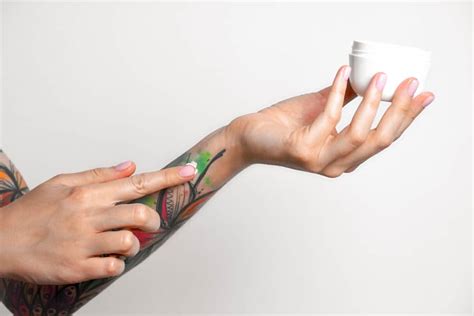 Is eucerin aquaphor good for tattoos. The 10 Best Lotions for Tattoos in 2020 - Beauty Mag
