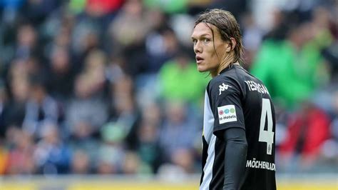Carrièrestatistieken (wedstrijden, doelpunten, kaarten) en . Jannik Vestergaard von Borussia Mönchengladbach: Mitleid ...