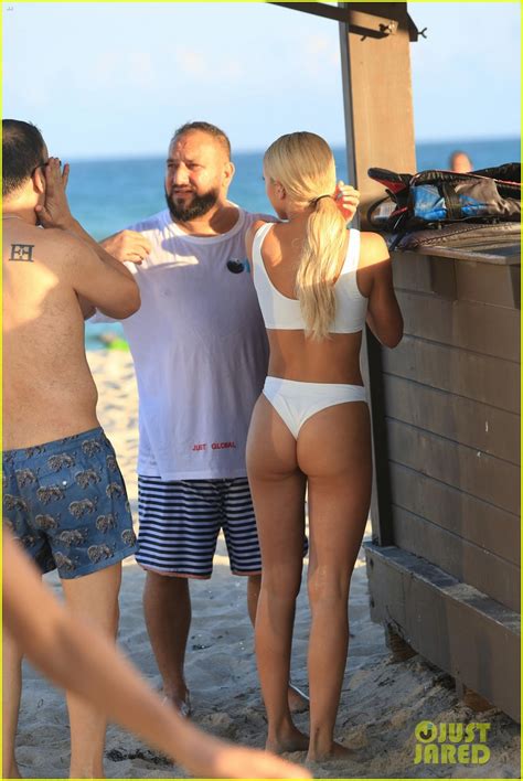 She must've not known i was there, forgot her conditioner or something and thought she could quickly run back to the bedroom and get it, because she had left her towel in there and was completely nude. Sofia Richie Jet Skis in White Thong Bikini on Miami Beach ...