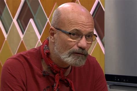 Az univerzum üzenni akar valamit? Zacher Gábor: felejtsük el az idei karácsonyt | Röviden
