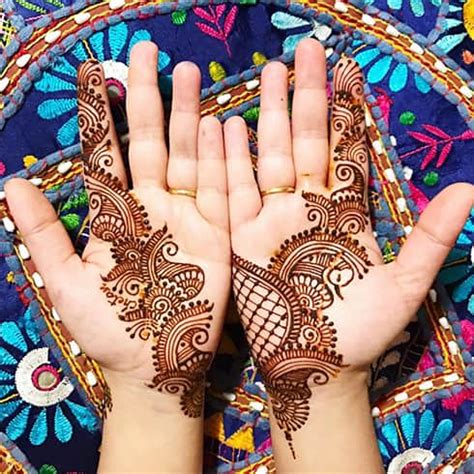 A chic and dainty design to decorate your hand for your wedding day. 20 Most Popular Mehndi Designs For Eid-Ul-Fitr 2021 ...