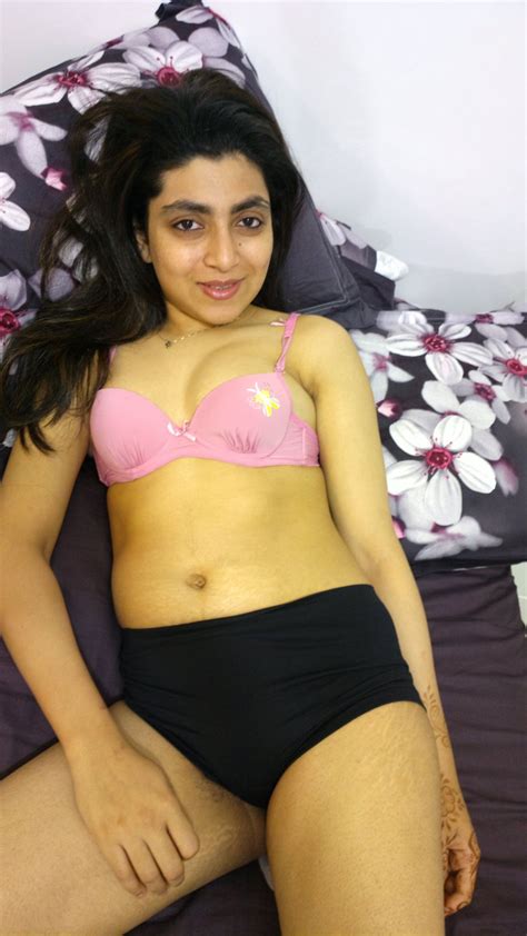 Sizzling parker swayze comforts friend's hubby with her pussy. Half Arab half Indian Muslim wife naked pics - Real Indian Gfs