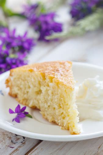 Trova tantissime idee per ricette di alessandro borghese. Torta al cocco di Alessandro Borghese 58962 | Ginger & Tomato