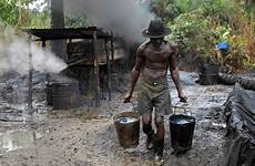 refineries refinery crude nigerian theft thieves makeshift akinleye akintunde bayelsa bleed officials refined